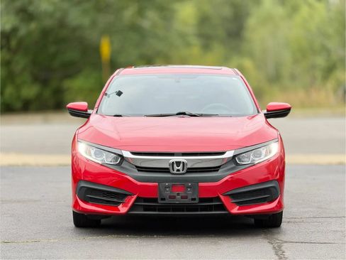 Used 2016 Honda Civic EX image 2