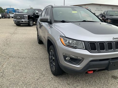 Used 2019 Jeep Compass Trailhawk AWD/4WD image 10