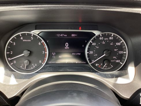 Used 2024 Nissan Rogue S FWD image 22