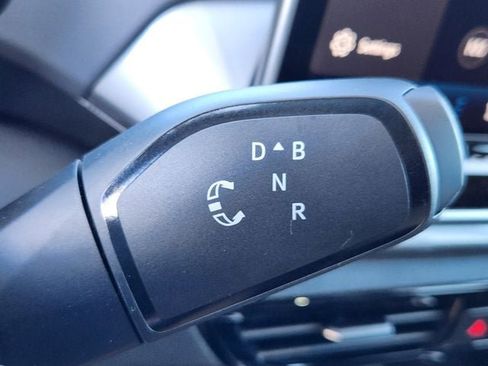 New 2026 Volkswagen ID.4 Pro S image 18