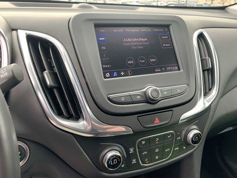 Certified 2021 Chevrolet Equinox LT image 13