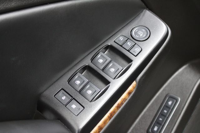 Used 2016 Chevrolet Suburban LTZ AWD/4WD image 10