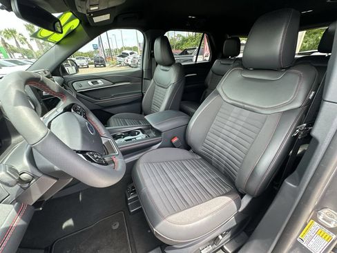 Used 2026 Ford Explorer ST-Line w/ ST-Line Street Pack RWD image 19
