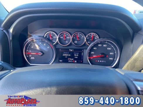 Used 2022 Chevrolet Silverado 2500 Custom w/ Custom Value Package image 32