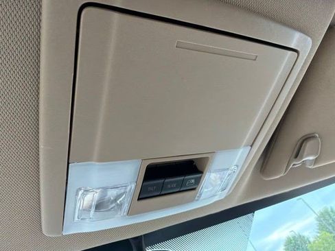 Used 2014 Ford F150 Lariat w/ Equipment Group 502A Luxury AWD/4WD image 32