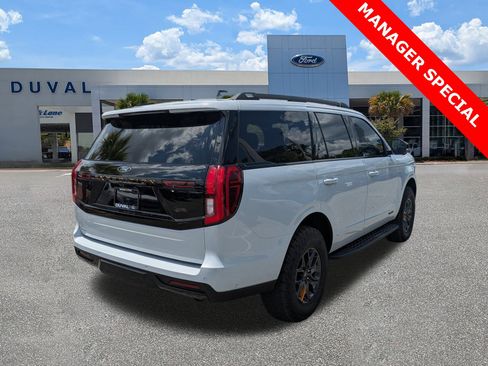 New 2025 Ford Expedition Tremor image 3