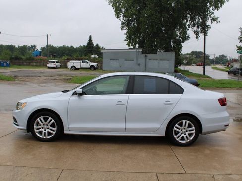 Used 2017 Volkswagen Jetta S FWD image 5