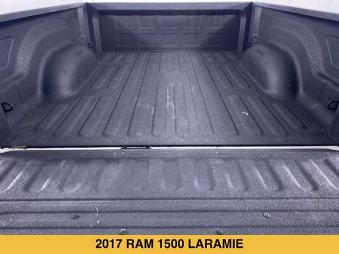 Used 2017 RAM 1500 Laramie w/ Convenience Group AWD/4WD image 14
