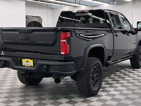 Used 2025 Chevrolet Silverado 2500 ZR2 w/ ZR2 Bison Edition AWD/4WD image 13