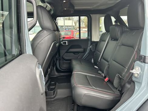 New 2026 Jeep Wrangler Unlimited Rubicon AWD/4WD image 19