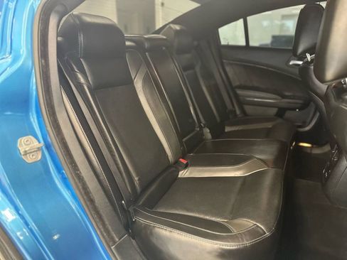 Used 2018 Dodge Charger R/T w/ Plus Group image 24