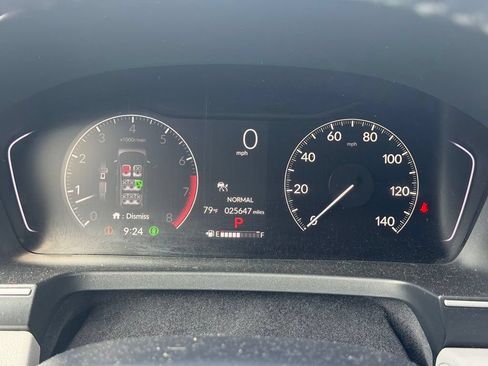 Used 2025 Honda Pilot EX-L image 15
