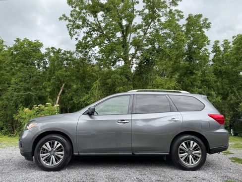 Used 2020 Nissan Pathfinder SL AWD/4WD image 8