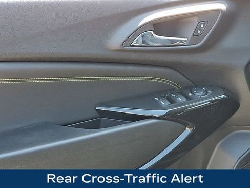 Used 2025 Chevrolet Trax LT w/ Driver Confidence Package image 22