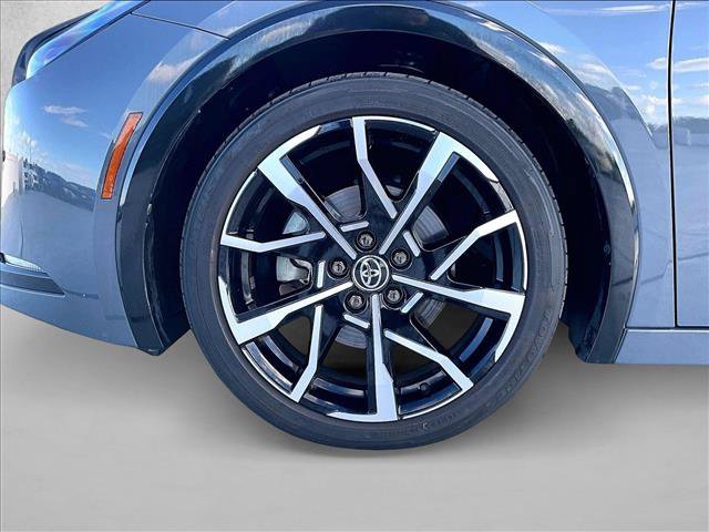 Used 2024 Toyota Prius Prime FWD image 10