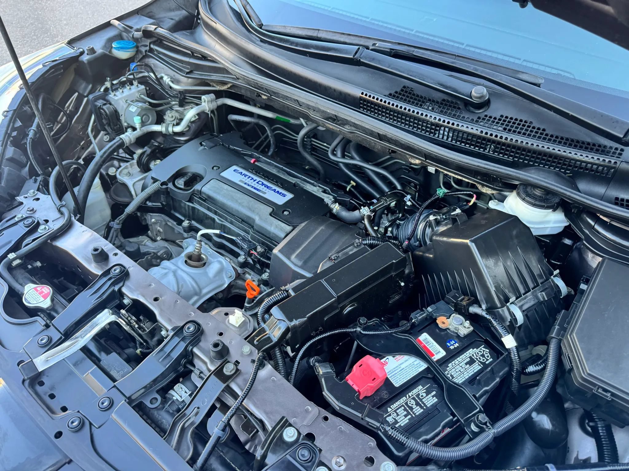 Used 2015 Honda CR-V LX image 18