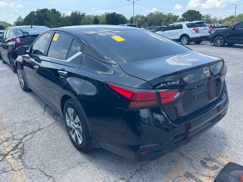 Used 2023 Nissan Altima 2.5 S FWD image 7