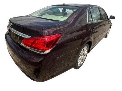 Used 2011 Toyota Avalon FWD image 5