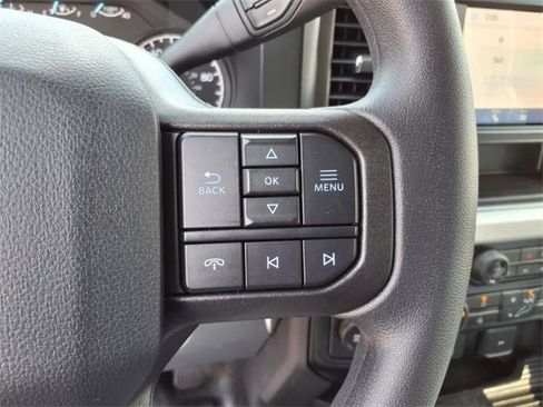 New 2025 Ford F550 4x4 Crew Cab image 16