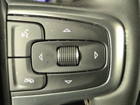 Used 2024 Chevrolet Silverado 1500 LT w/ Z71 Off-Road Package image 14