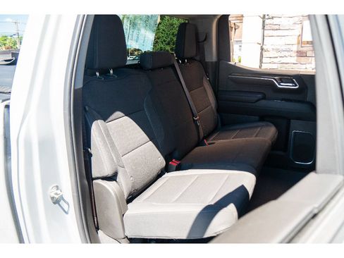 Used 2024 Chevrolet Silverado 1500 RST AWD/4WD image 18