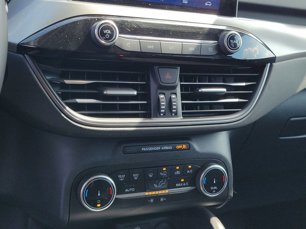 Certified 2024 Ford Escape Active FWD image 28