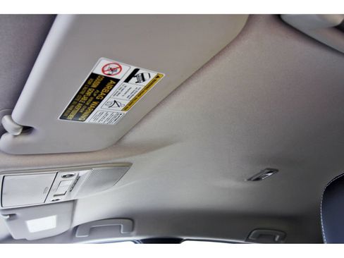 Certified 2025 Nissan Kicks SR FWD image 29