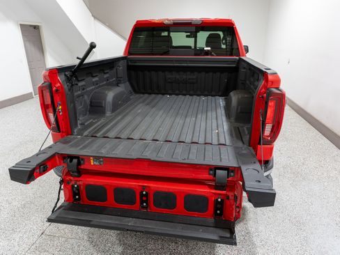 Used 2021 GMC Sierra 1500 SLT w/ SLT Premium Plus Package image 11