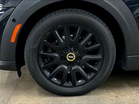 Used 2022 MINI Cooper SE image 11