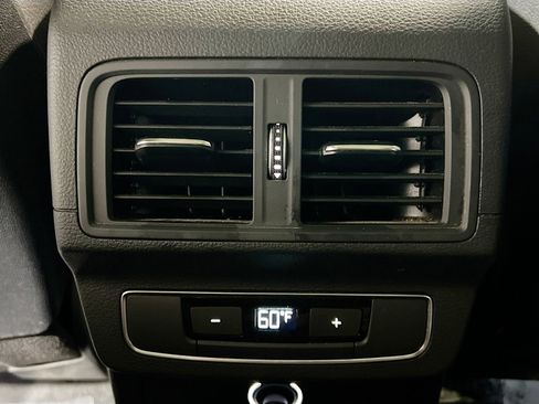 Used 2020 Audi Q5 e Premium image 19