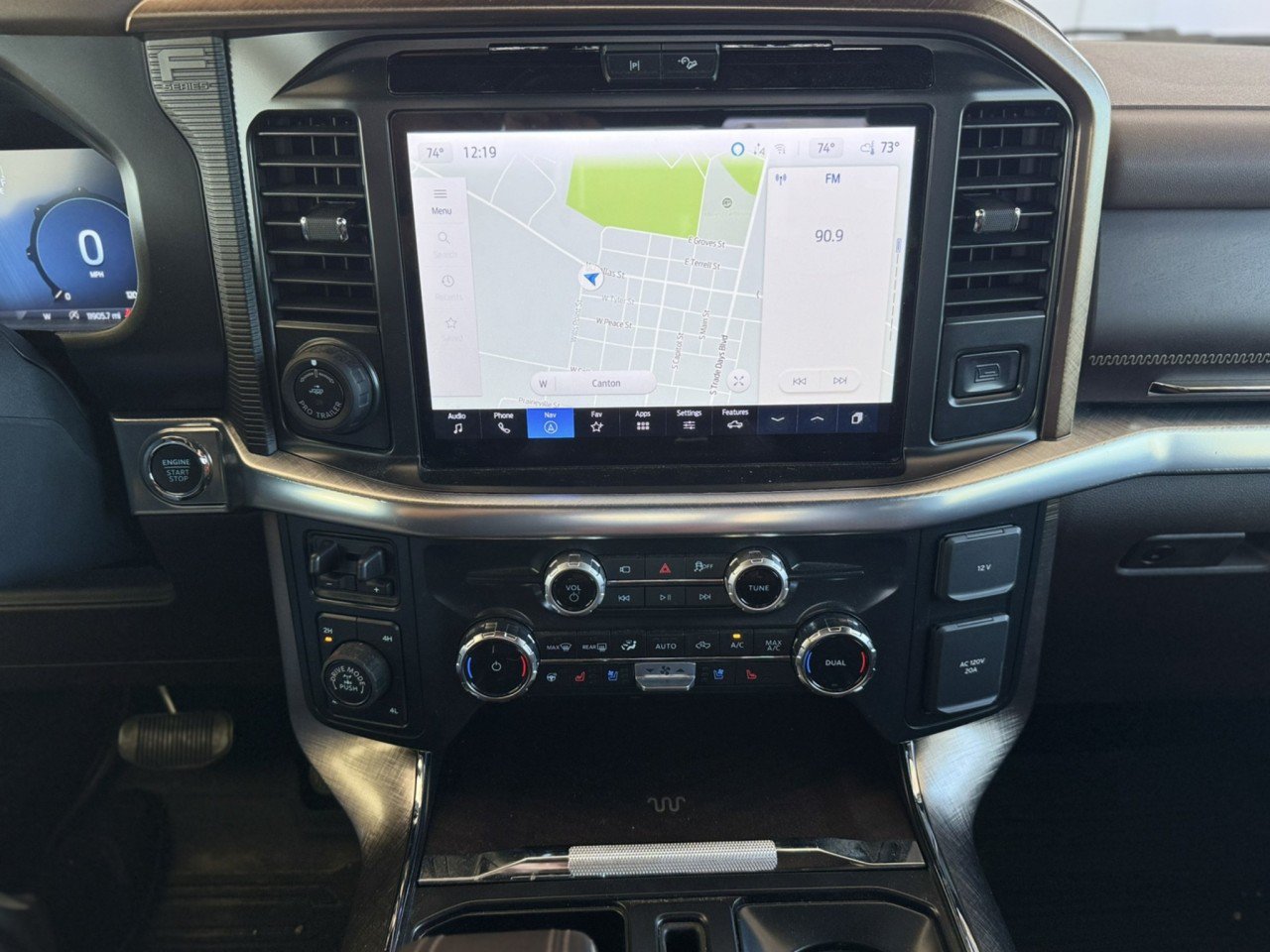 Used 2025 Ford F150 King Ranch w/ FX4 Off-Road Package AWD/4WD image 8