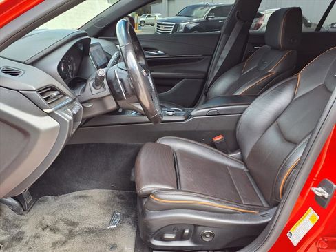 Used 2020 Cadillac CT4 V w/ Climate Package image 12