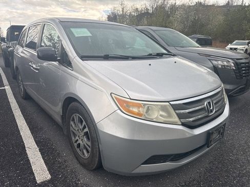 Used 2011 Honda Odyssey EX image 1