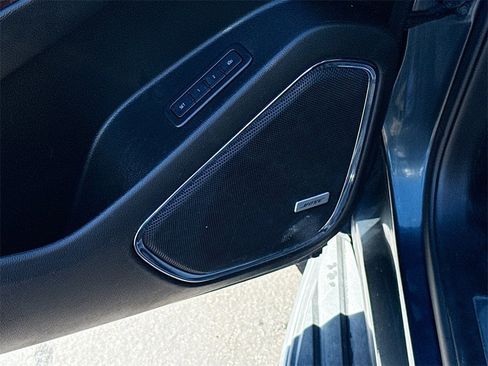 Used 2020 GMC Yukon SLT w/ Open Road Package image 20