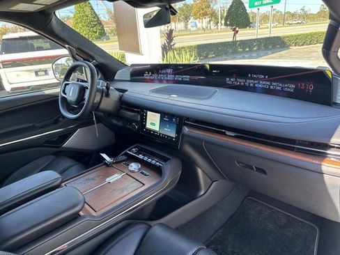 New 2025 Lincoln Navigator L Black Label image 20