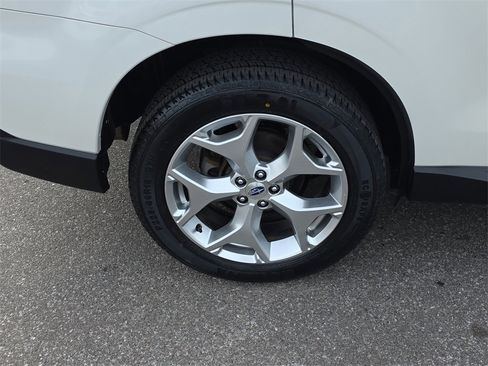 Used 2018 Subaru Forester 2.5i Touring w/ Popular Package #2 image 7