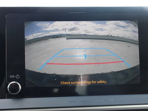 Used 2023 Toyota Prius LE image 25