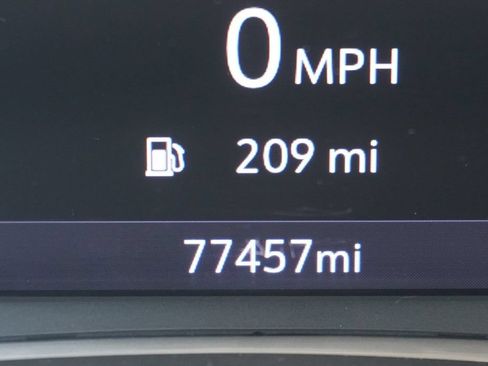 Used 2019 GMC Terrain SLT w/ Preferred Package FWD image 14
