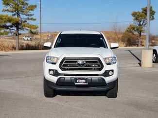 Used 2020 Toyota Tacoma SR5 video 2
