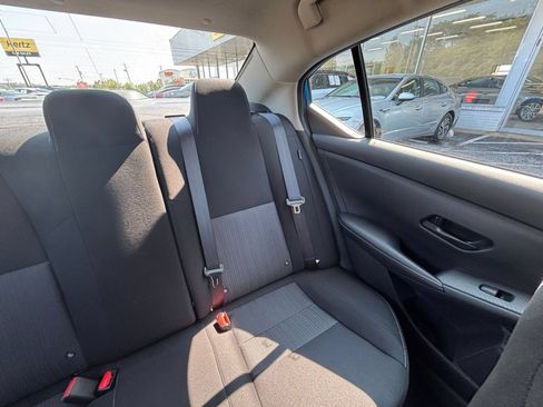 Used 2025 Nissan Sentra SV FWD image 34