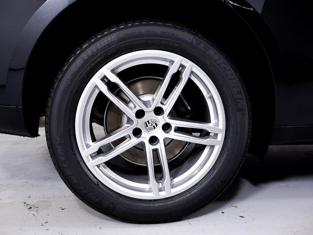 Certified 2026 Porsche Macan AWD/4WD image 20