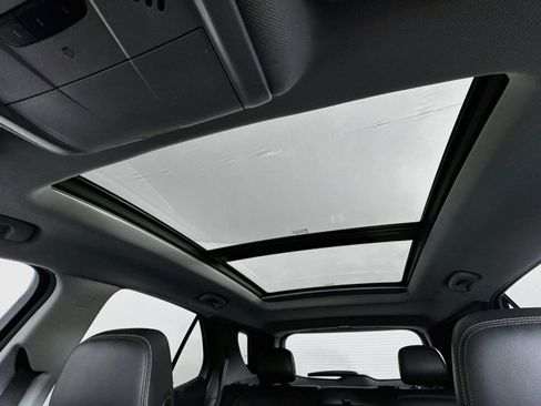 Used 2020 Chevrolet Equinox Premier FWD image 21