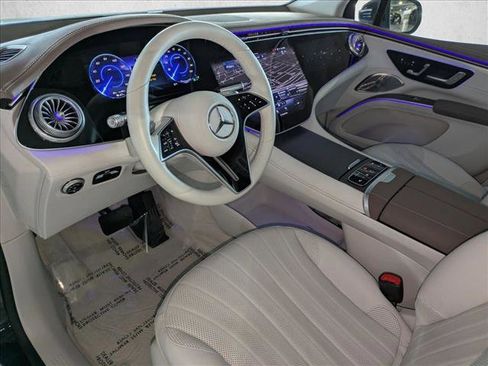 Certified 2023 Mercedes-Benz EQS 580 4MATIC SUV image 10