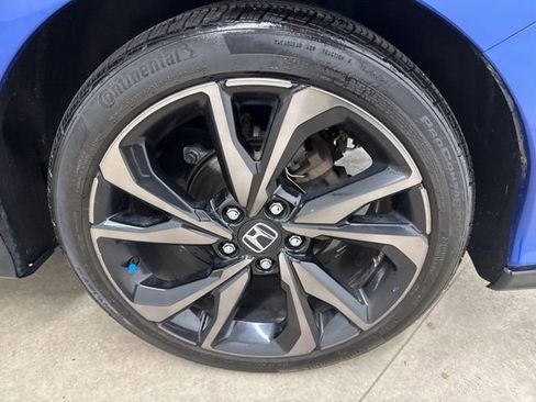 Used 2019 Honda Civic Sport image 12
