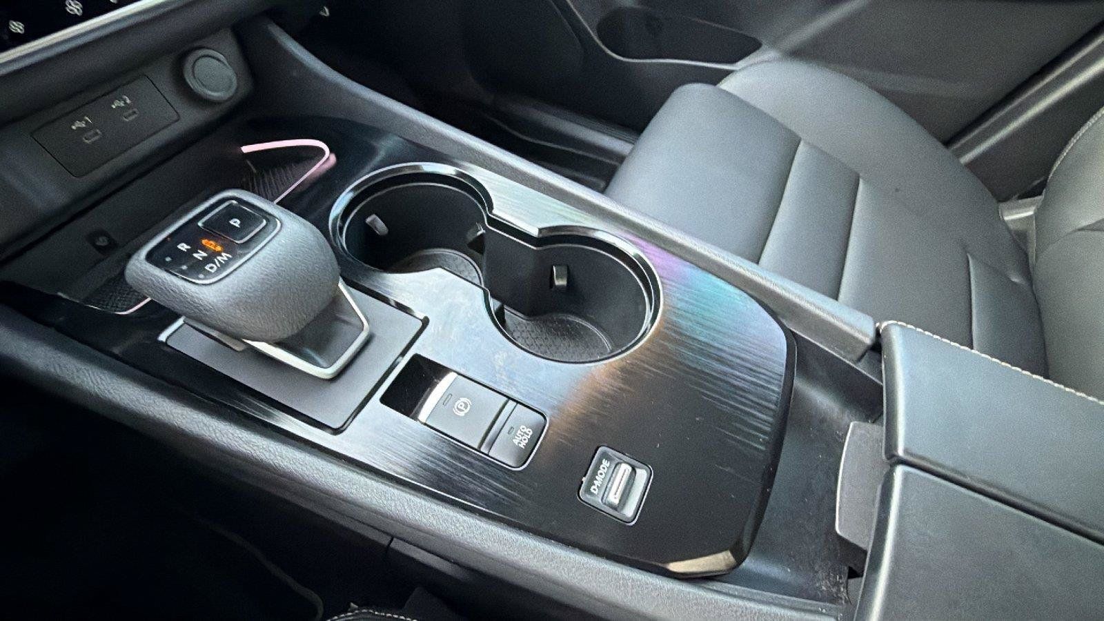 Used 2025 Nissan Rogue SL w/ SL Premium Package FWD image 31