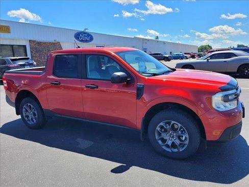 Used 2024 Ford Maverick XLT FWD image 5