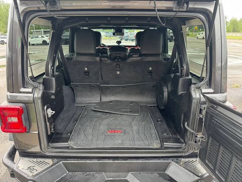 Used 2019 Jeep Wrangler Unlimited Rubicon AWD/4WD image 24