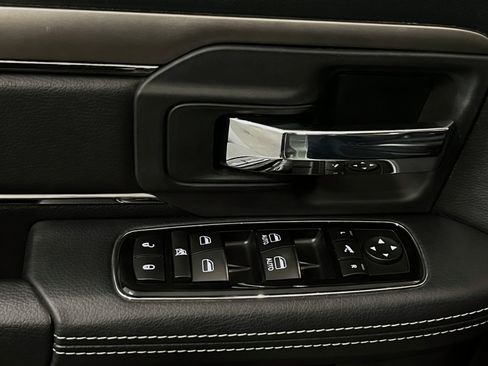 Used 2018 RAM 1500 Sport w/ Quick Order Package 26Q Night AWD/4WD image 13