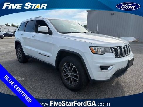 Used 2018 Jeep Grand Cherokee Laredo AWD/4WD image 1
