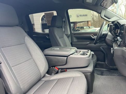 Used 2023 Chevrolet Silverado 1500 LT image 25
